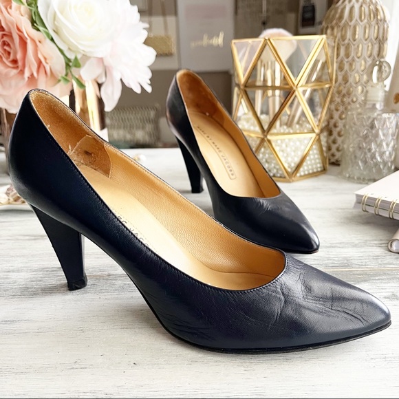 Marc by Marc Jacobs navy point leather heels size 37 - Picture 3 of 8